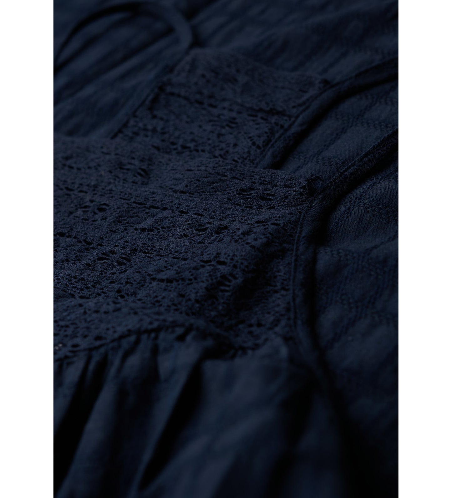 W8011672A