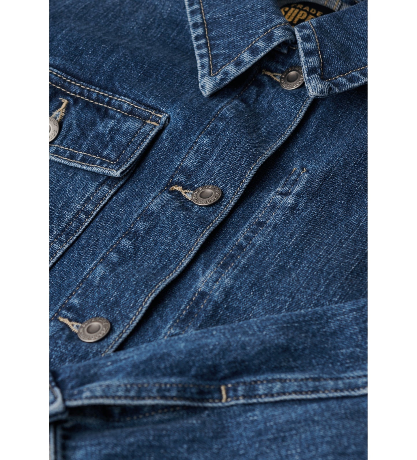 W5011677A